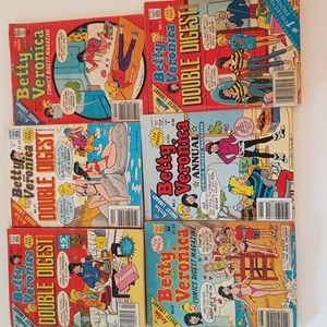 12 vintage Betty and Veronica Comic Digest Magazine 1980s
